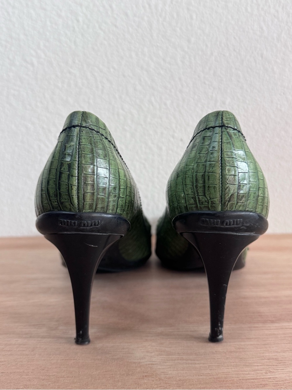 Vintage Miu Miu Croc Embossed Kitten Heels - Picture 6 of 16